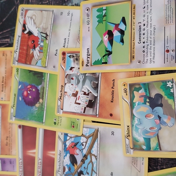 Lot #3- 33 Mint Pokemon Cards - Picture 5 of 7